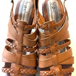 b.o.c. Women's Brown Braided Sandals